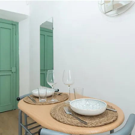Cozy Apartment Near Termini Station *