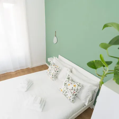 Cozy Apartment Near Termini Station *