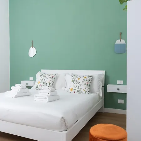Cozy Apartment Near Termini Station Рим